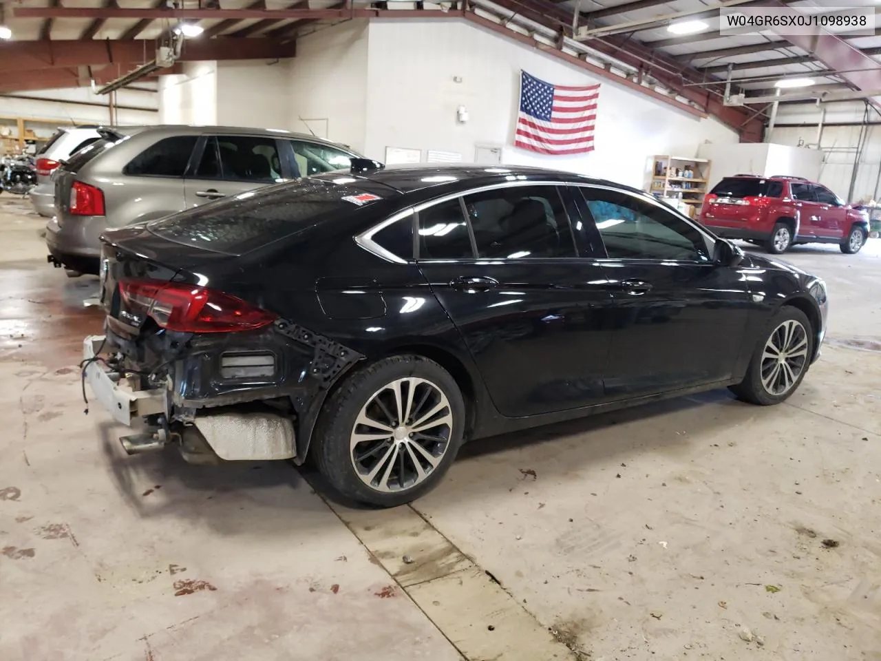 2018 Buick Regal Essence VIN: W04GR6SX0J1098938 Lot: 55202774