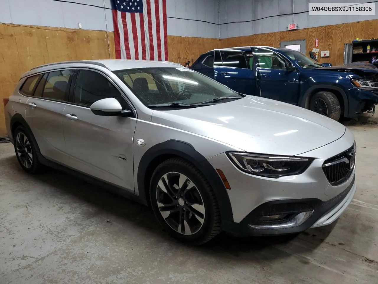 2018 Buick Regal Tourx Preferred VIN: W04GU8SX9J1158306 Lot: 61818084