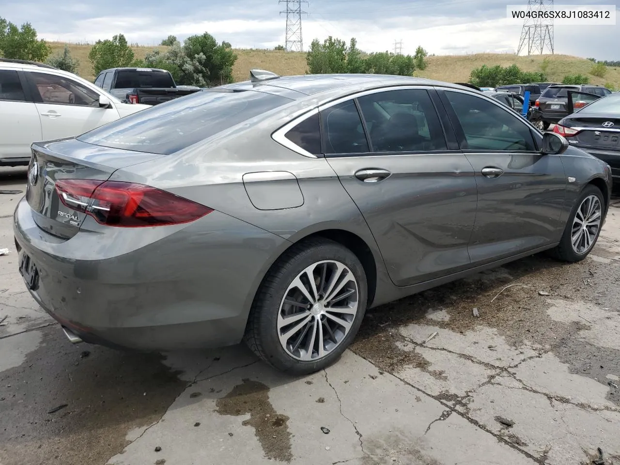 2018 Buick Regal Essence VIN: W04GR6SX8J1083412 Lot: 63344794