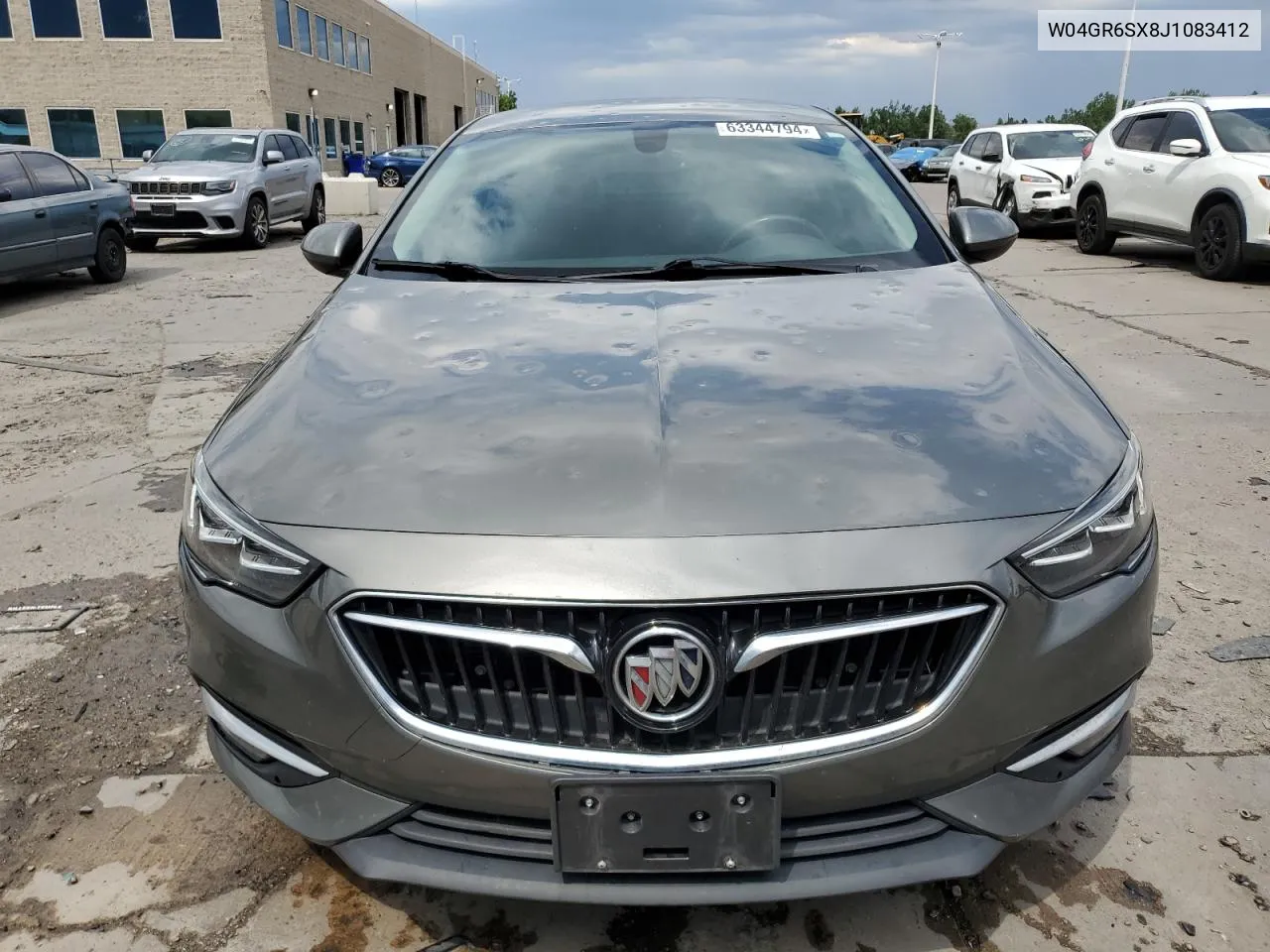 W04GR6SX8J1083412 2018 Buick Regal Essence