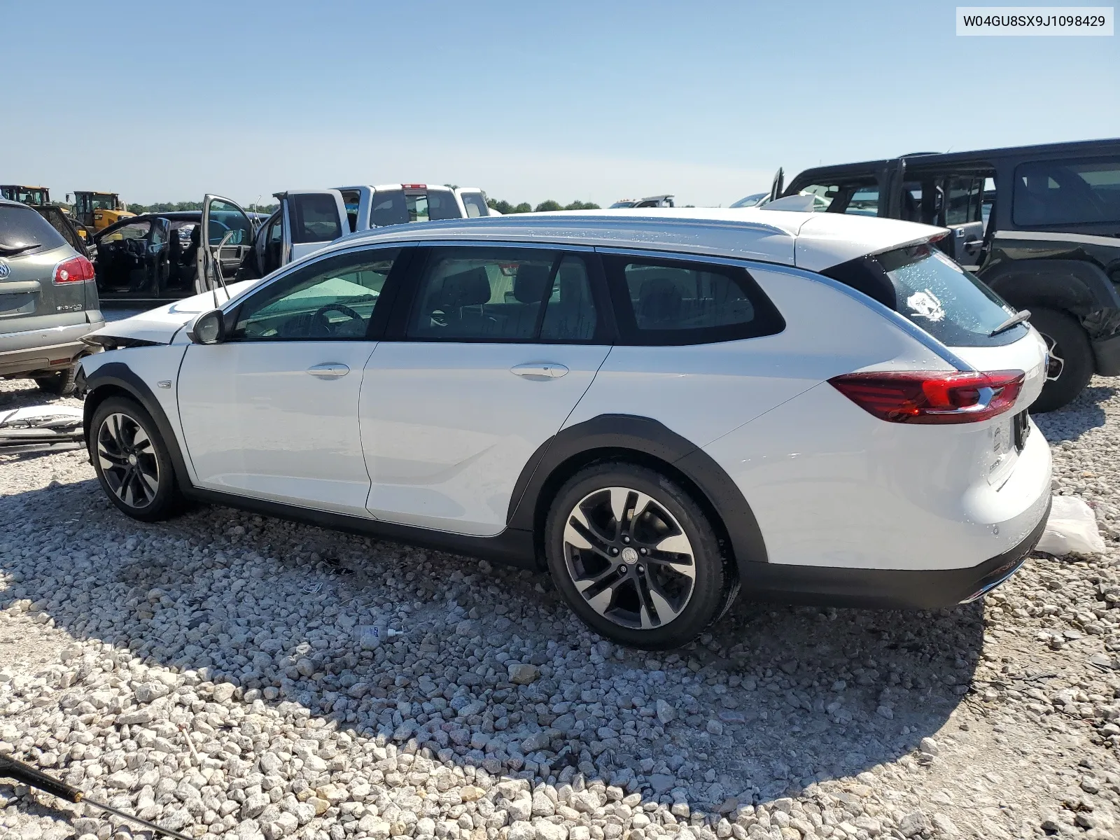 W04GU8SX9J1098429 2018 Buick Regal Tourx Preferred