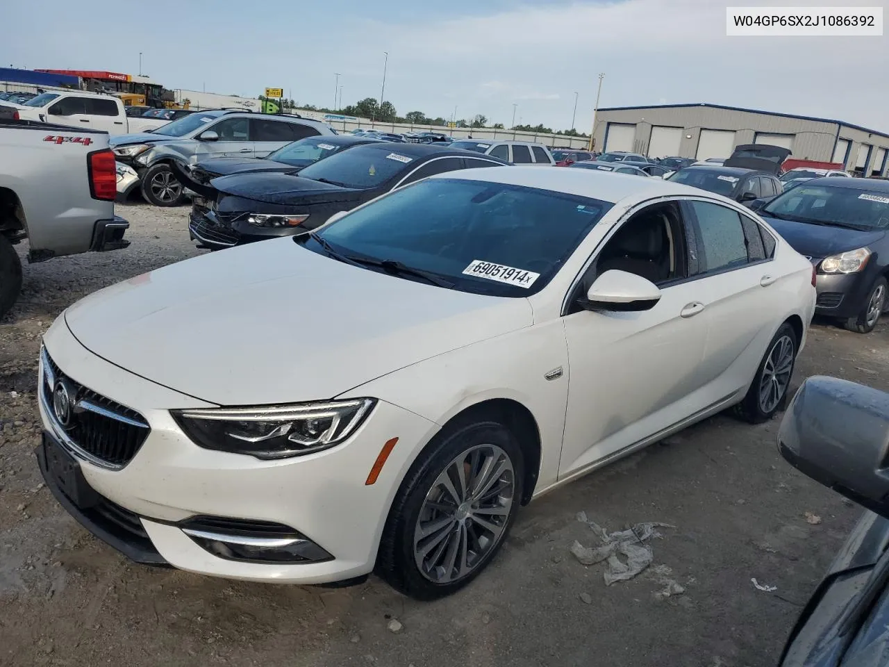 2018 Buick Regal Essence VIN: W04GP6SX2J1086392 Lot: 69051914