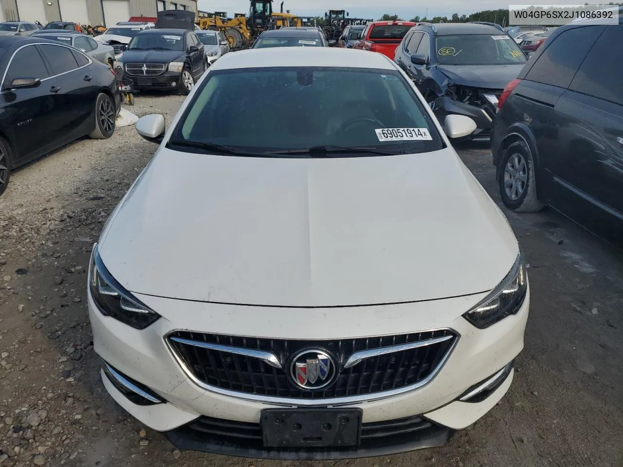 2018 Buick Regal Essence VIN: W04GP6SX2J1086392 Lot: 69051914