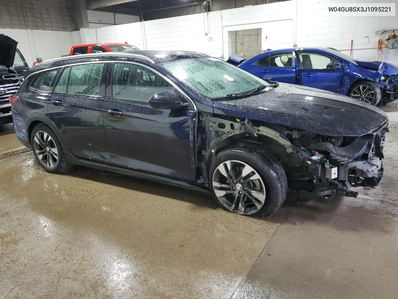 W04GU8SX3J1095221 2018 Buick Regal Tourx Preferred