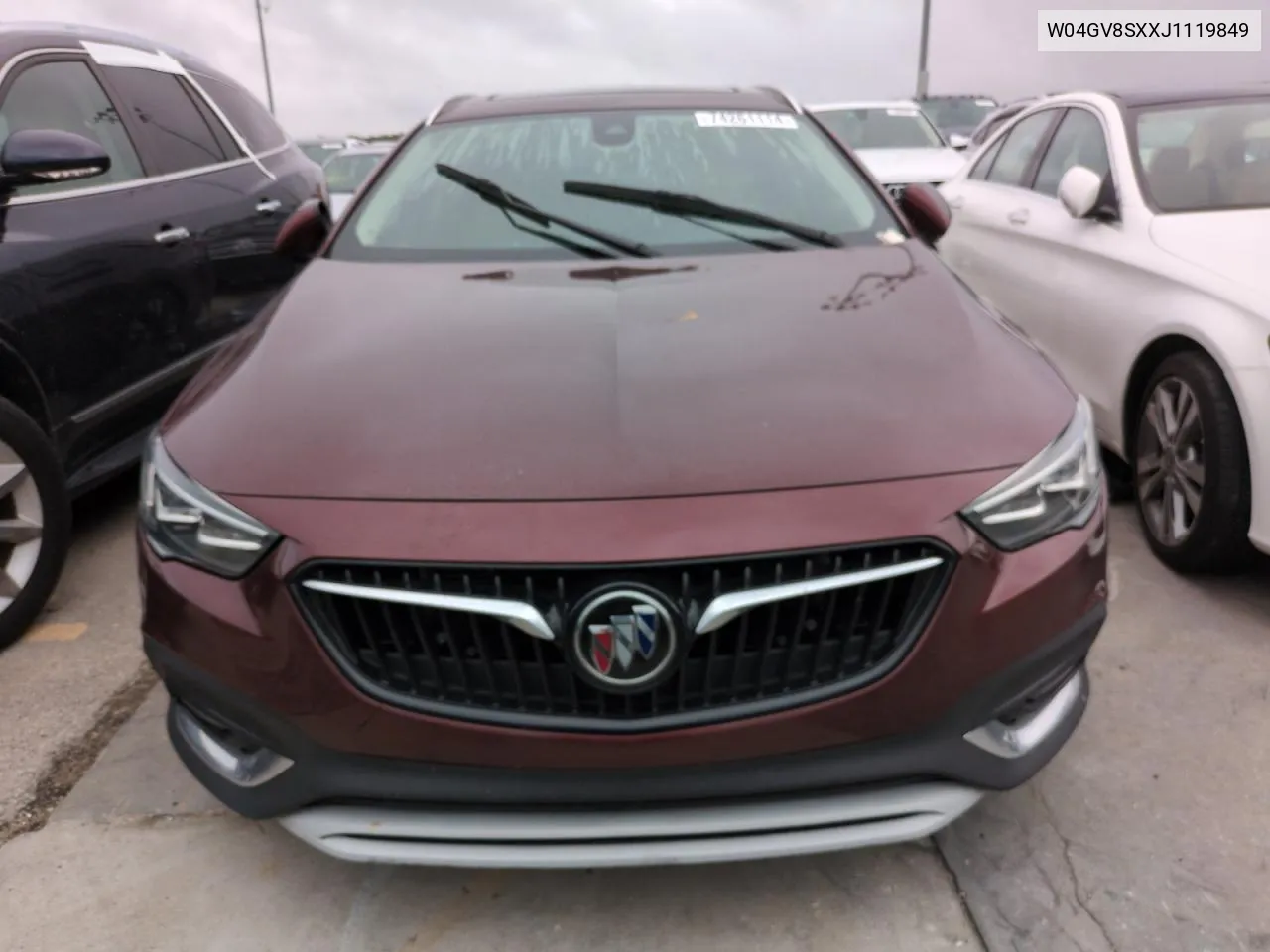 W04GV8SXXJ1119849 2018 Buick Regal Tourx Essence