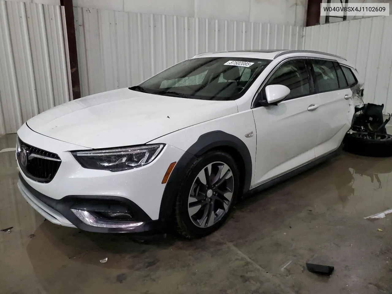 2018 Buick Regal Tourx Essence VIN: W04GV8SX4J1102609 Lot: 87502085