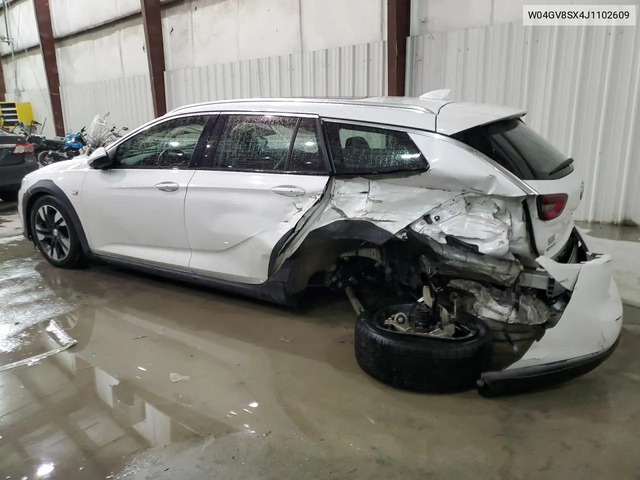 2018 Buick Regal Tourx Essence VIN: W04GV8SX4J1102609 Lot: 87502085