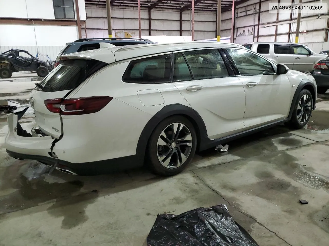 2018 Buick Regal Tourx Essence VIN: W04GV8SX4J1102609 Lot: 87502085