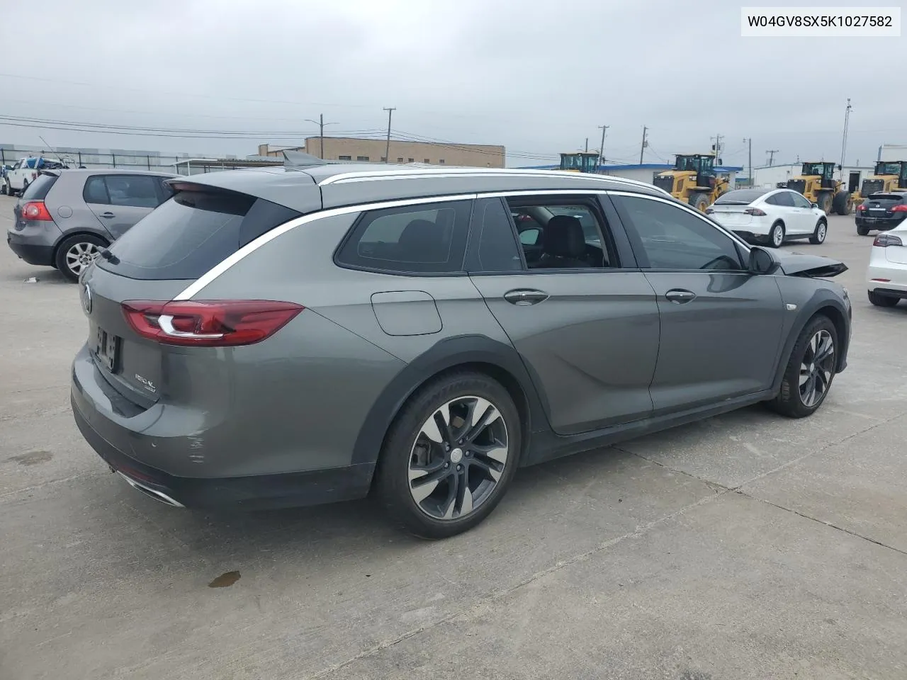 W04GV8SX5K1027582 2019 Buick Regal Tourx Essence