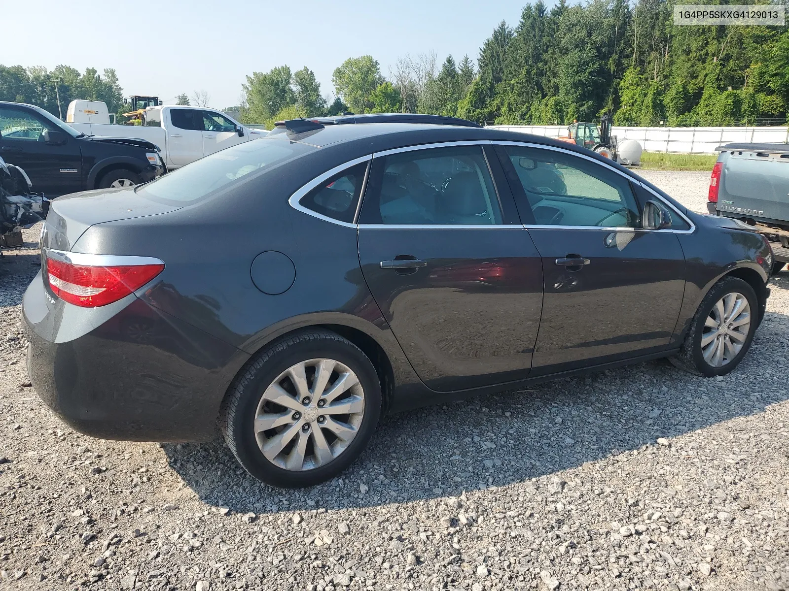 1G4PP5SKXG4129013 2016 Buick Verano