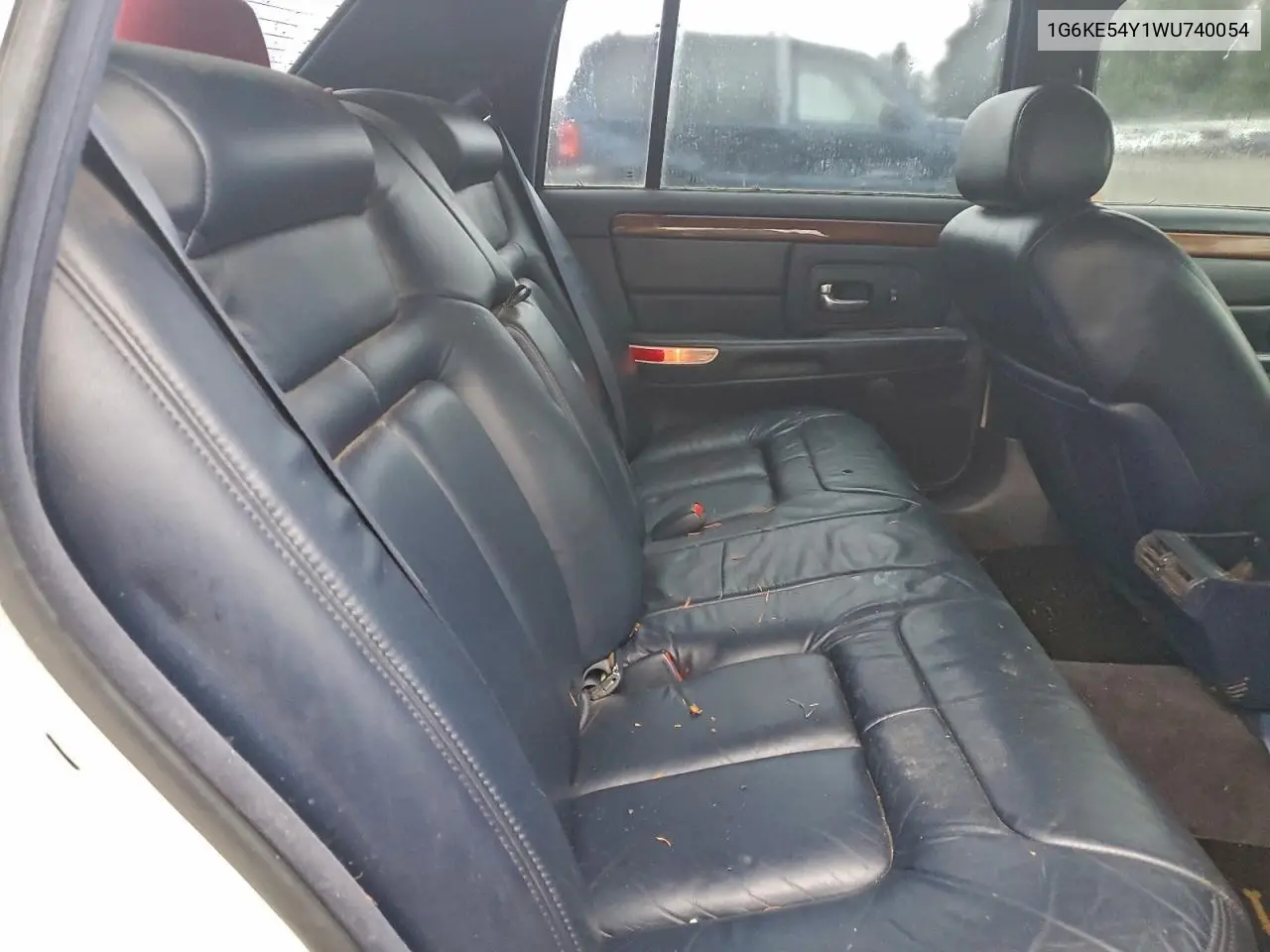 1G6KE54Y1WU740054 1998 Cadillac Deville Delegance