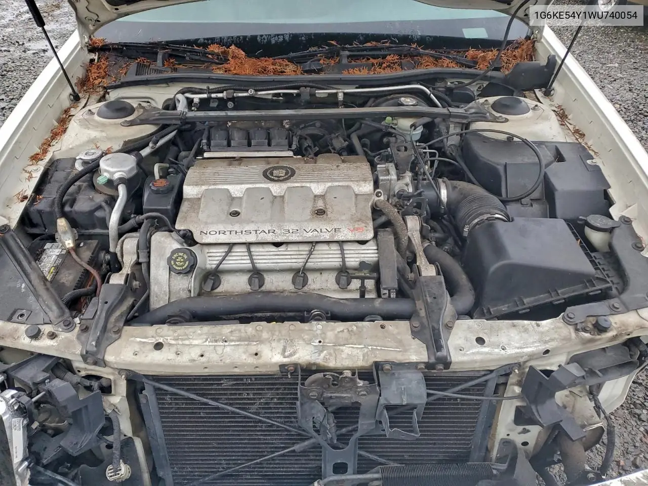 1G6KE54Y1WU740054 1998 Cadillac Deville Delegance