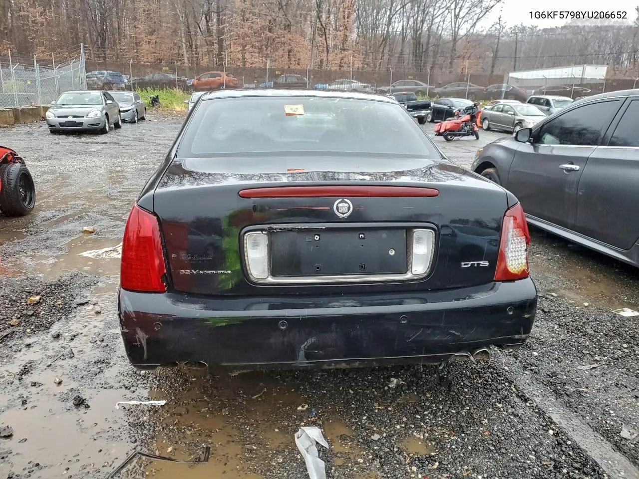 1G6KF5798YU206652 2000 Cadillac Deville Dts