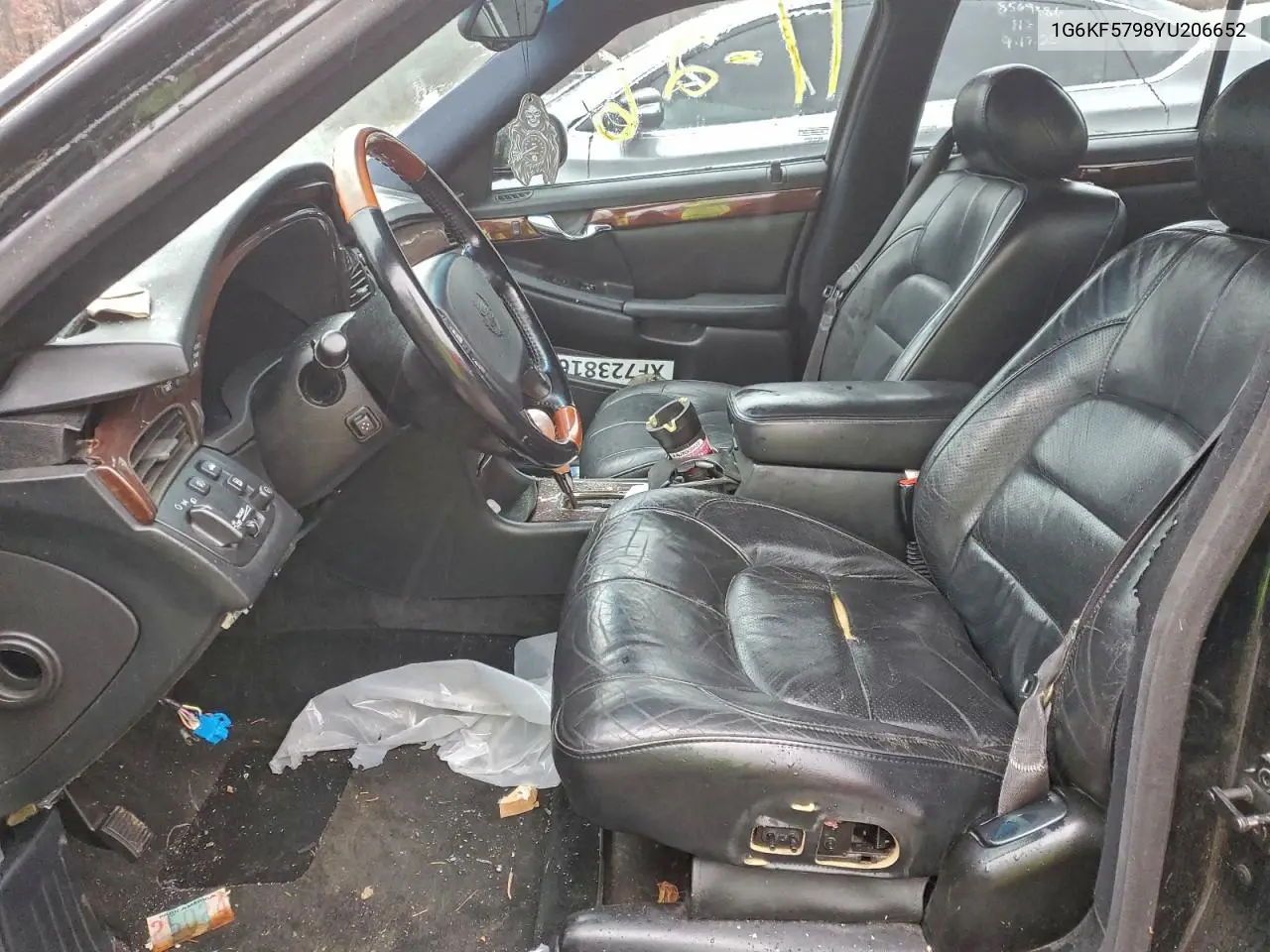 1G6KF5798YU206652 2000 Cadillac Deville Dts