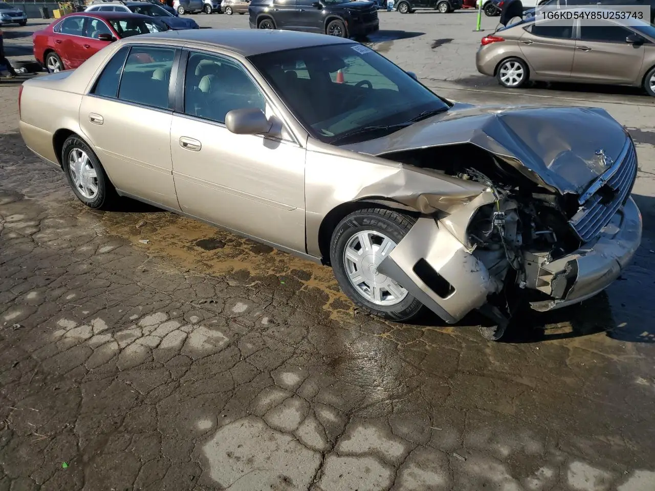 1G6KD54Y85U253743 2005 Cadillac Deville