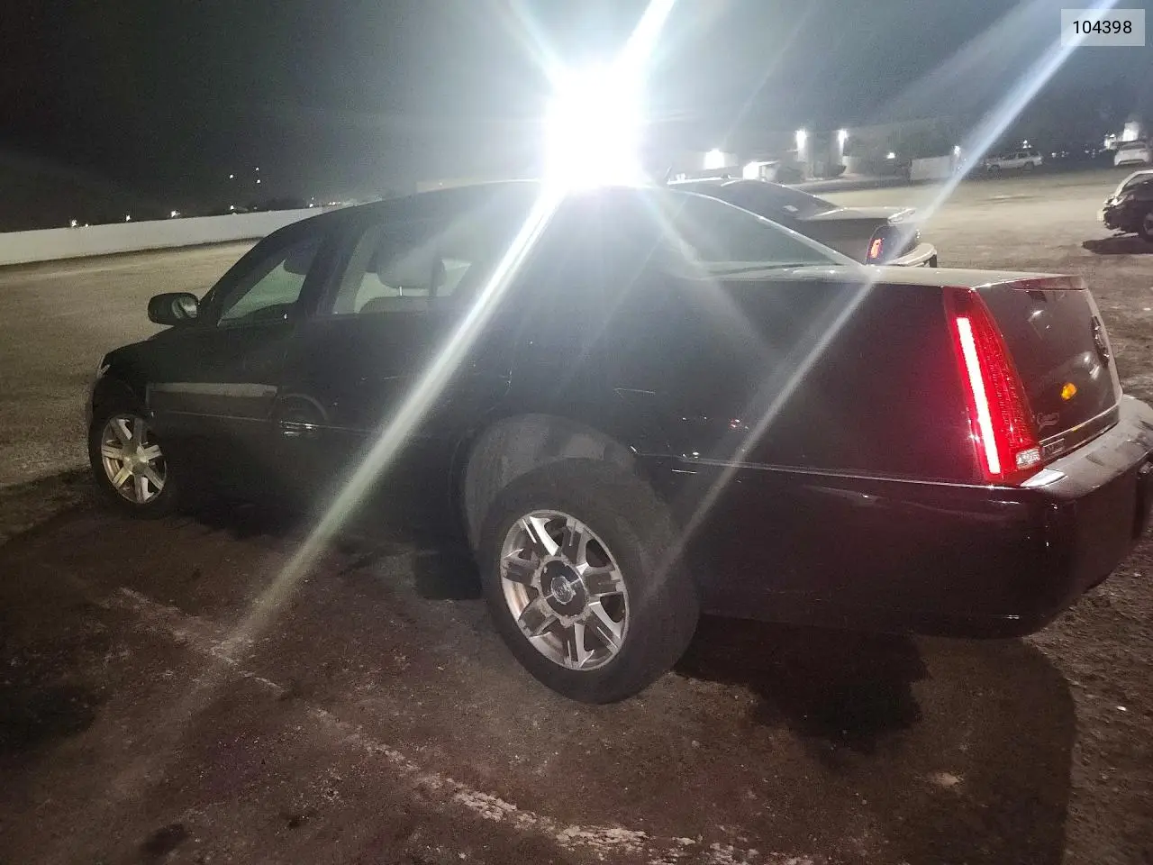 2006 Cadillac Dts VIN: 104398 Lot: 47127936