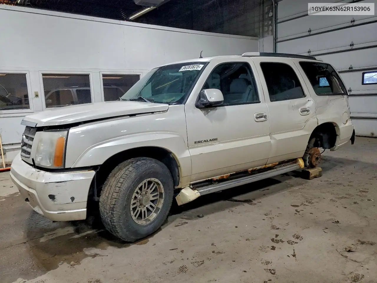 1GYEK63N62R153906 2002 Cadillac Escalade Luxury