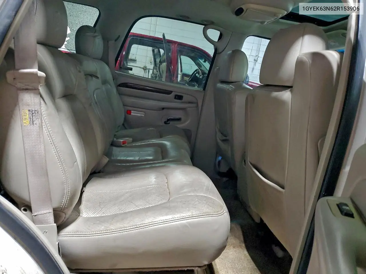 1GYEK63N62R153906 2002 Cadillac Escalade Luxury