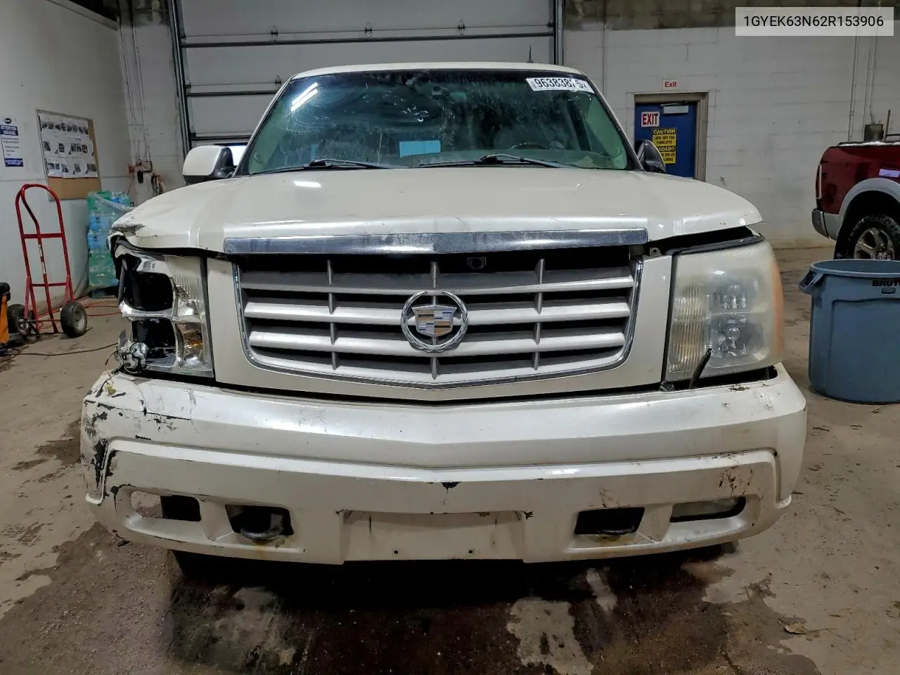 1GYEK63N62R153906 2002 Cadillac Escalade Luxury