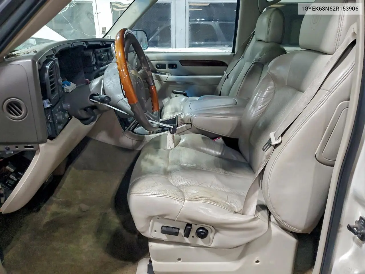 1GYEK63N62R153906 2002 Cadillac Escalade Luxury