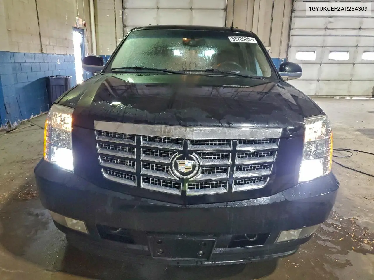 1GYUKCEF2AR254309 2010 Cadillac Escalade Premium