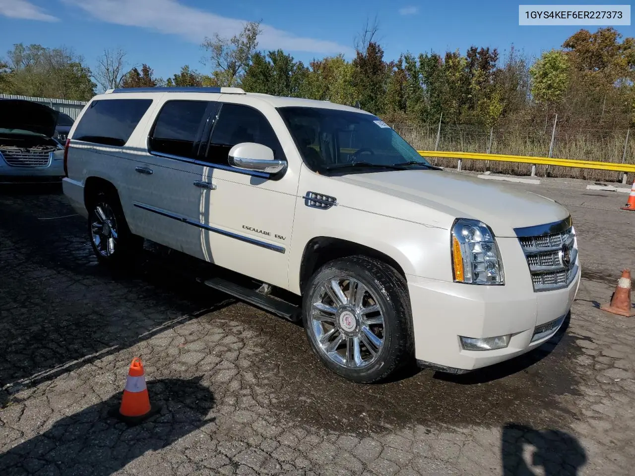 1GYS4KEF6ER227373 2014 Cadillac Escalade Esv Platinum