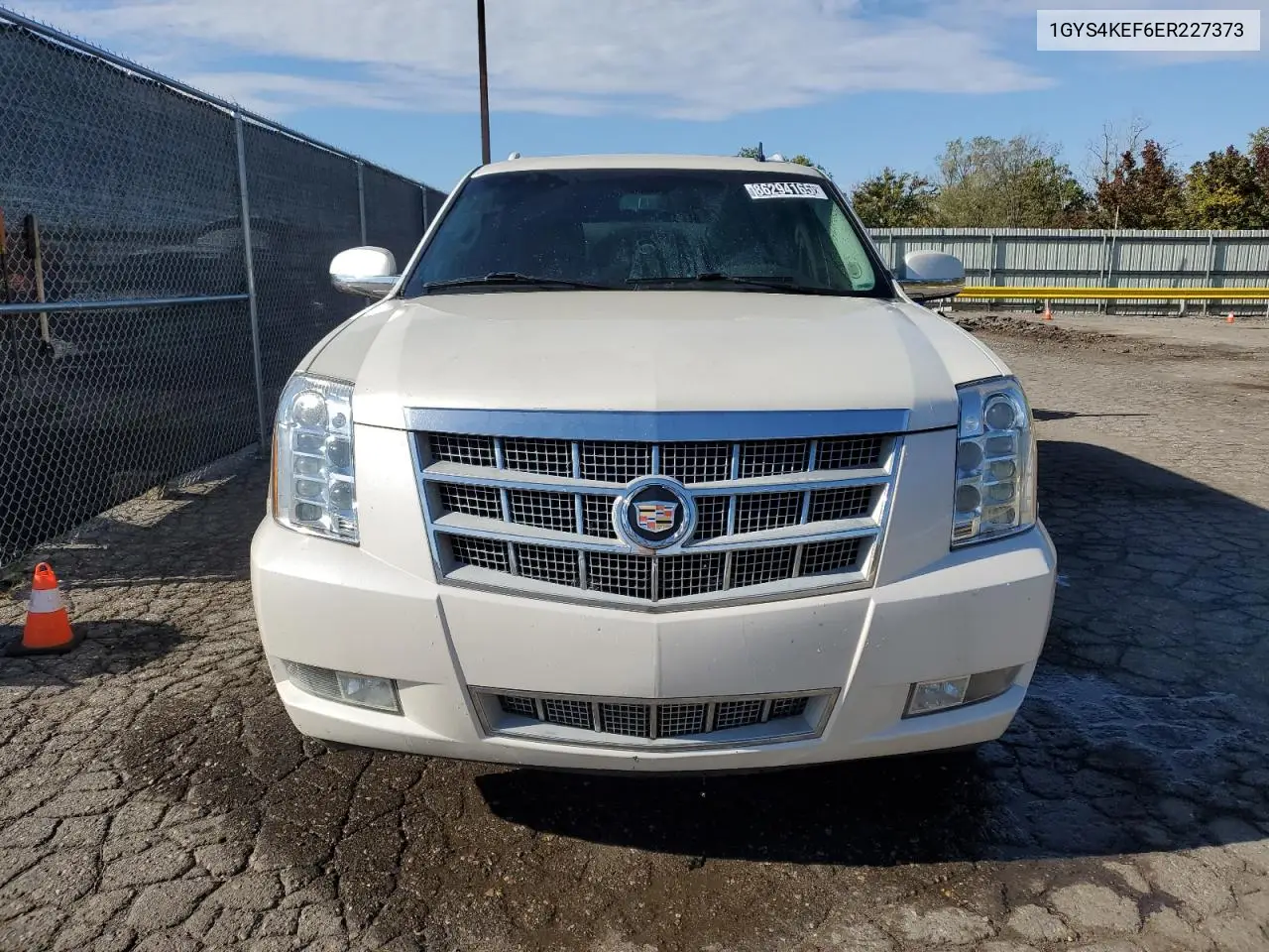 1GYS4KEF6ER227373 2014 Cadillac Escalade Esv Platinum