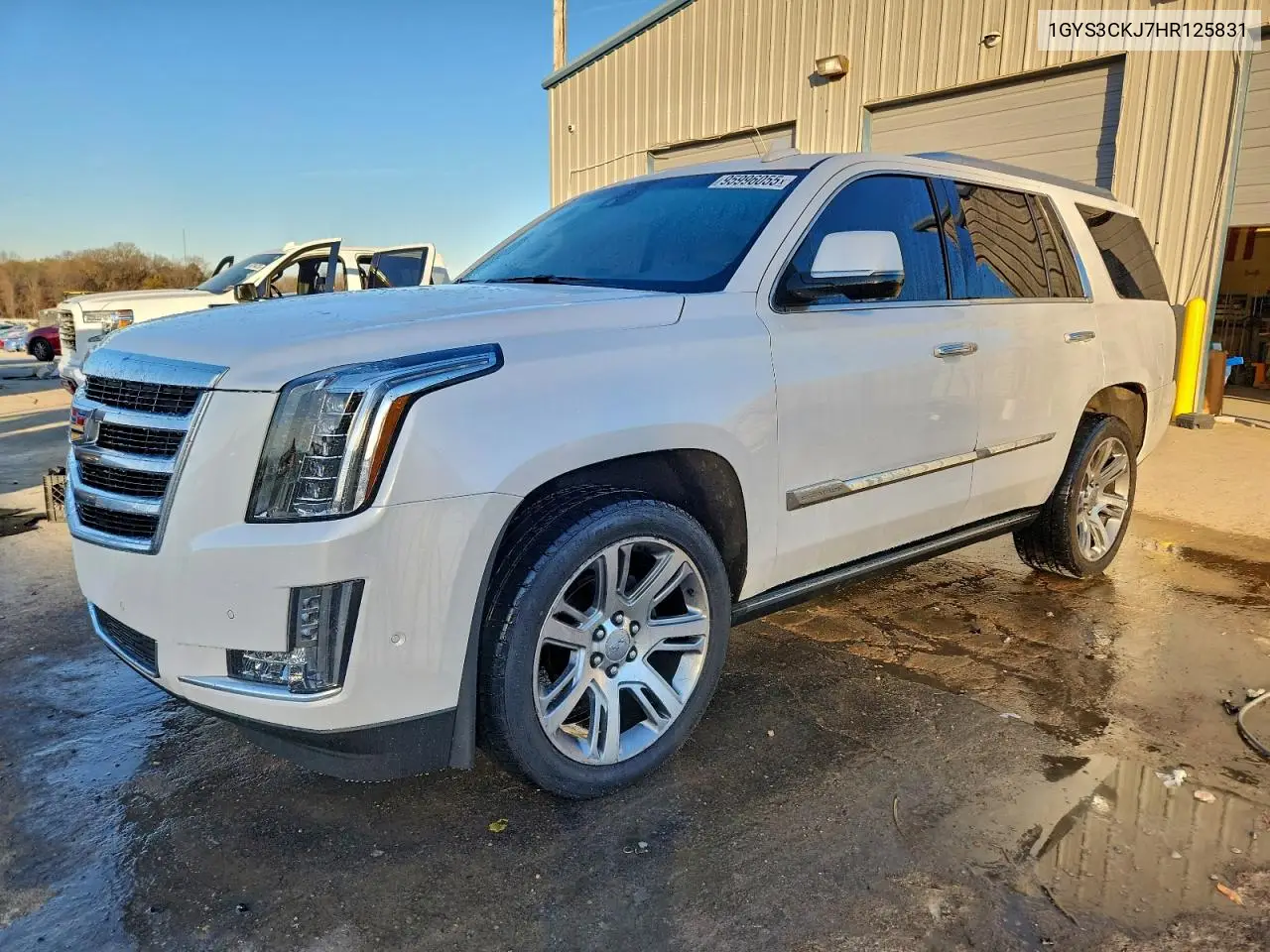 1GYS3CKJ7HR125831 2017 Cadillac Escalade Premium Luxury