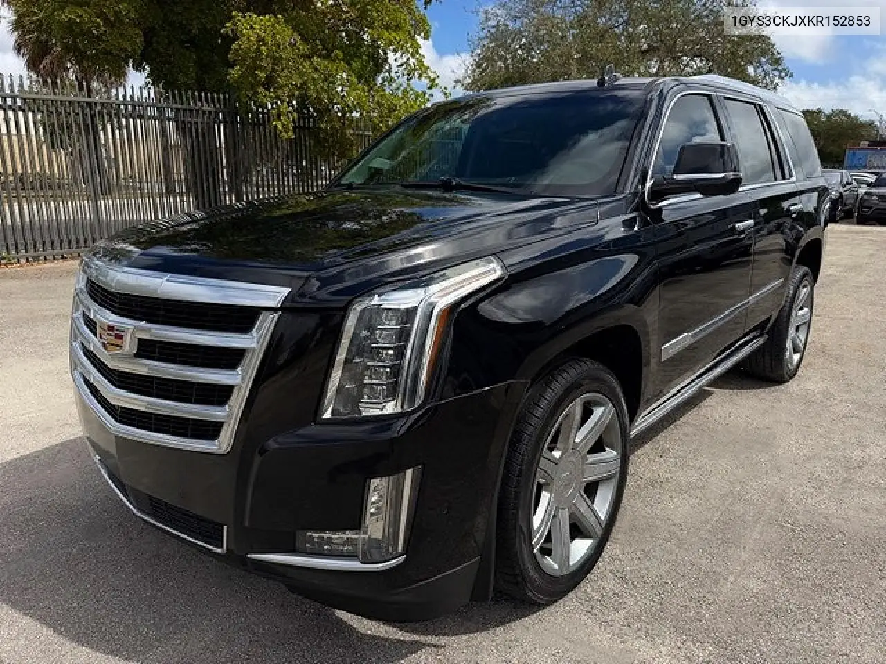 1GYS3CKJXKR152853 2019 Cadillac Escalade Premium Luxury