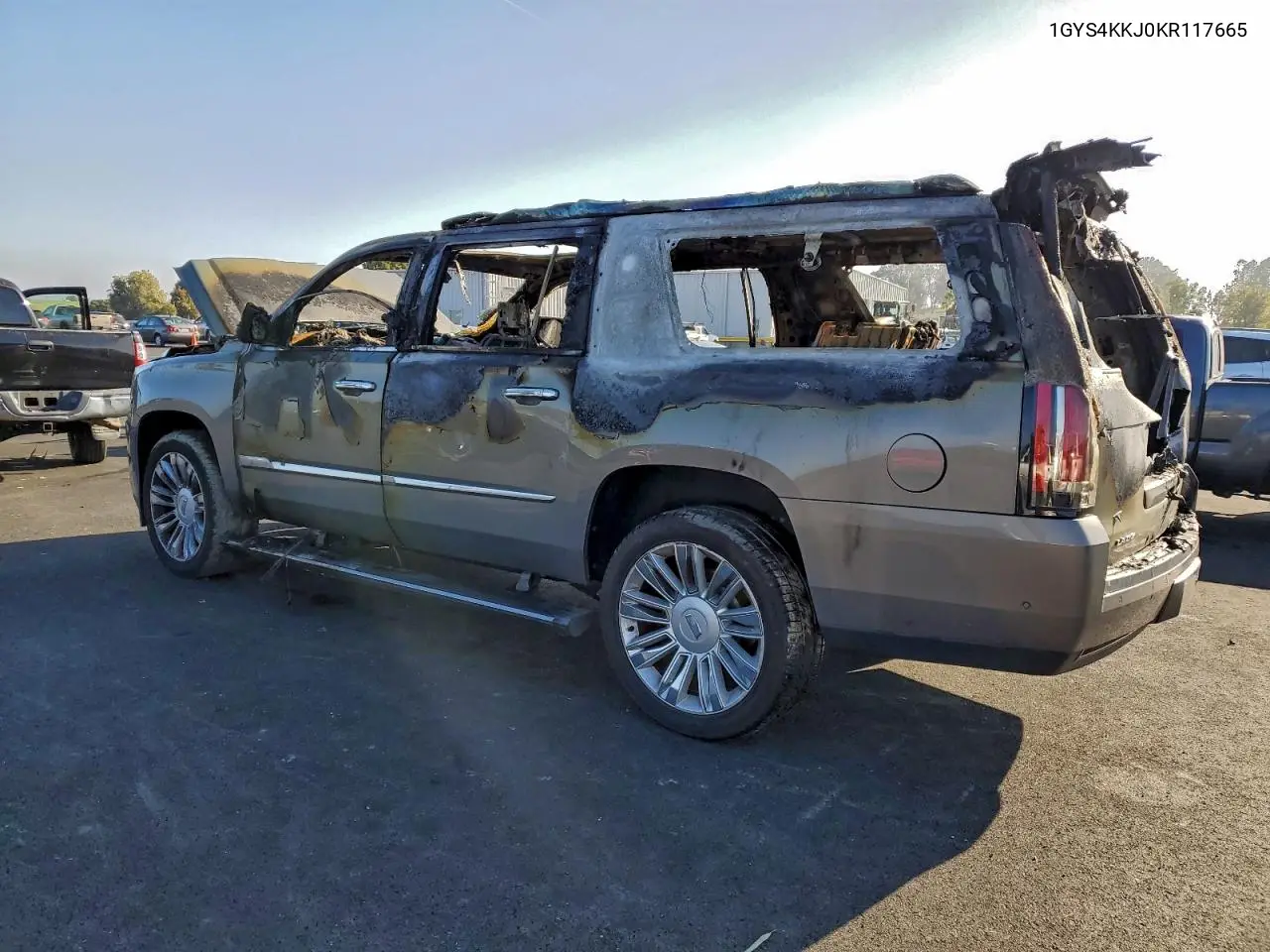 1GYS4KKJ0KR117665 2019 Cadillac Escalade Esv Platinum