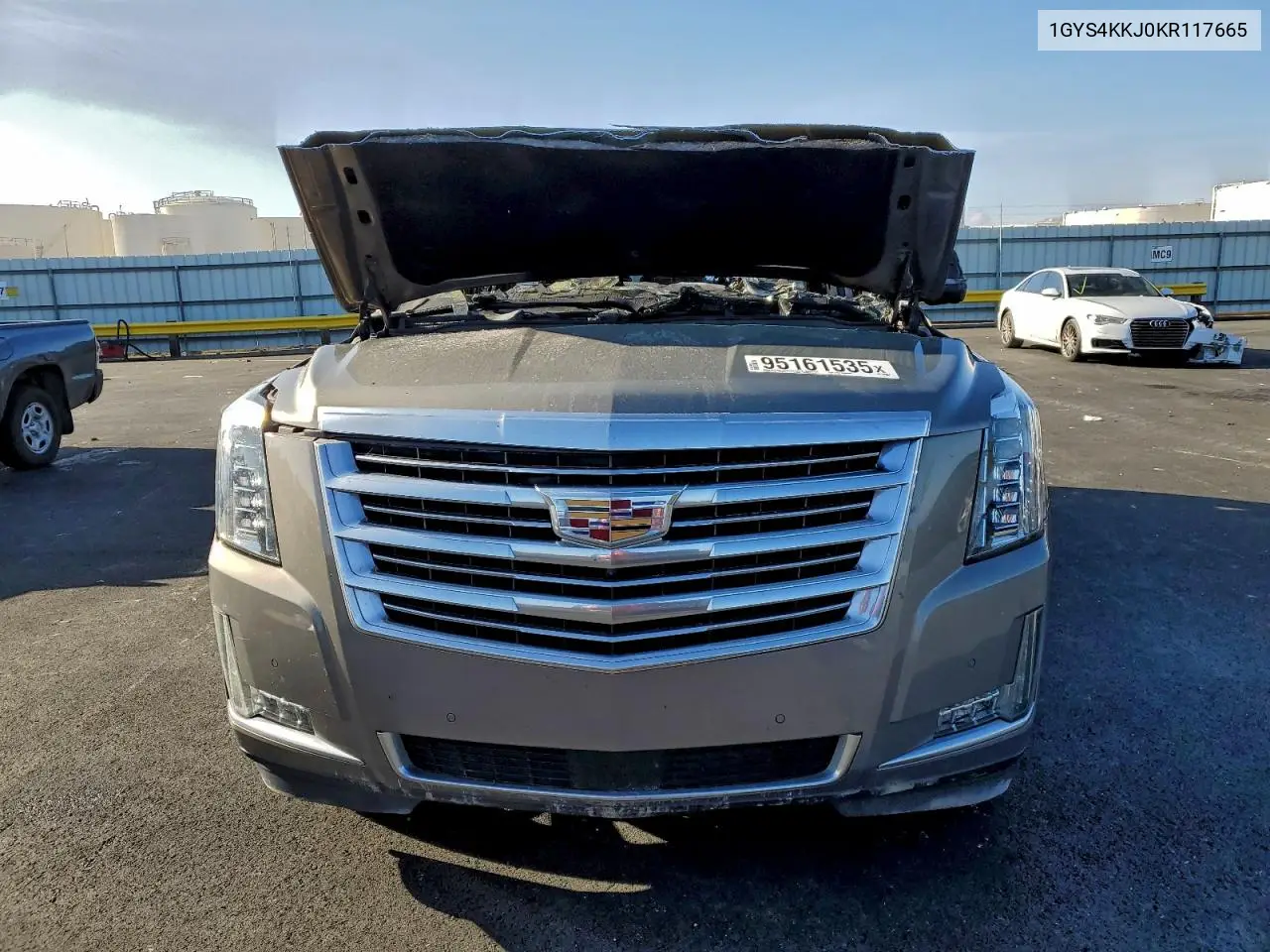 1GYS4KKJ0KR117665 2019 Cadillac Escalade Esv Platinum