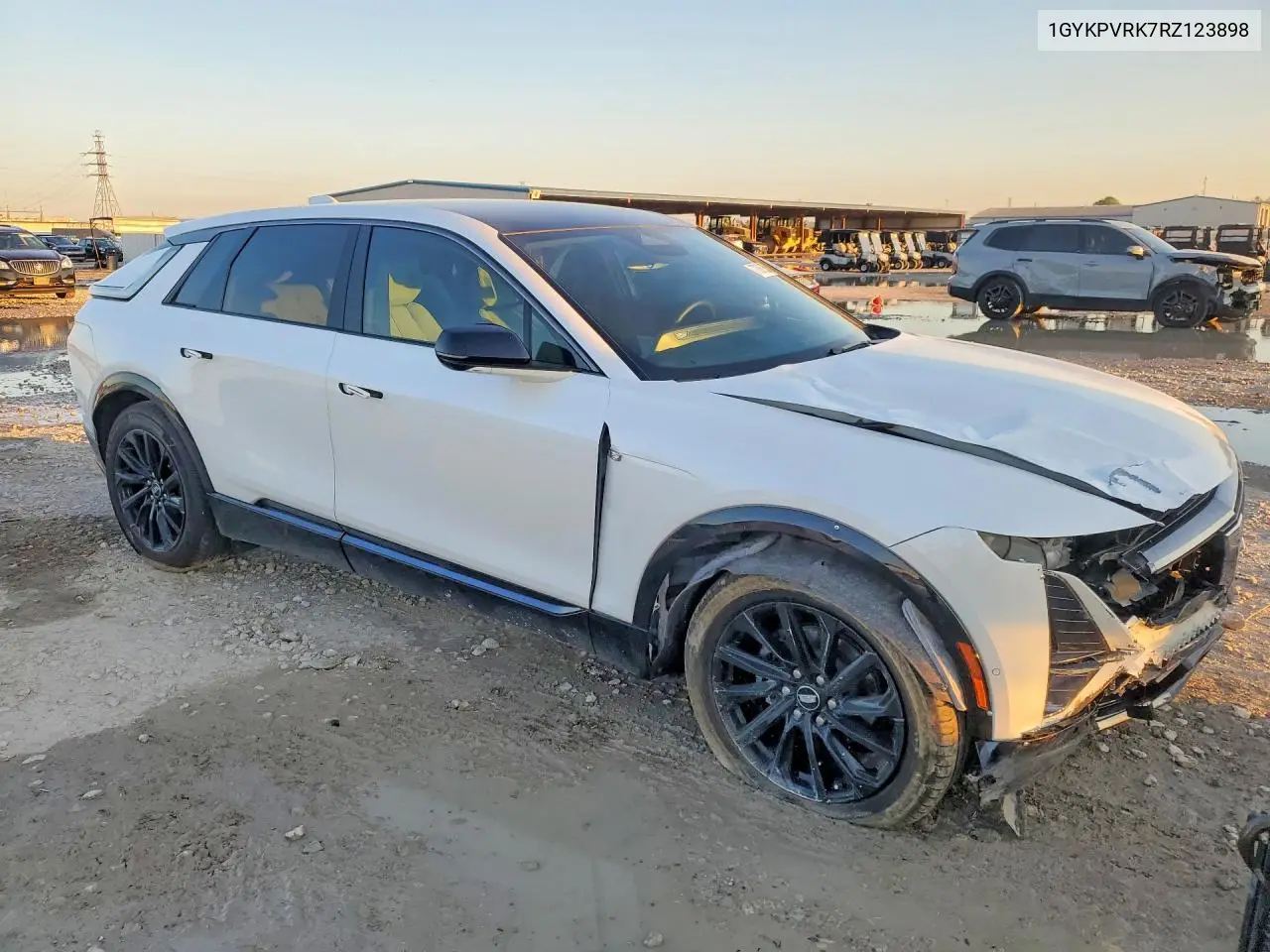 1GYKPVRK7RZ123898 2024 Cadillac Lyriq Sport