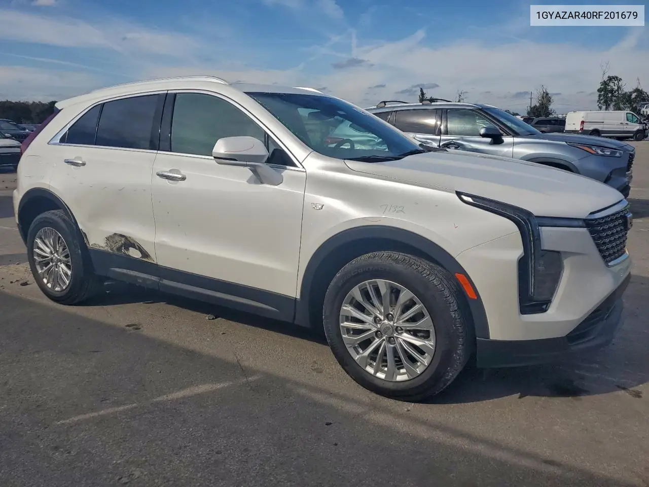 1GYAZAR40RF201679 2024 Cadillac Xt4 Luxury