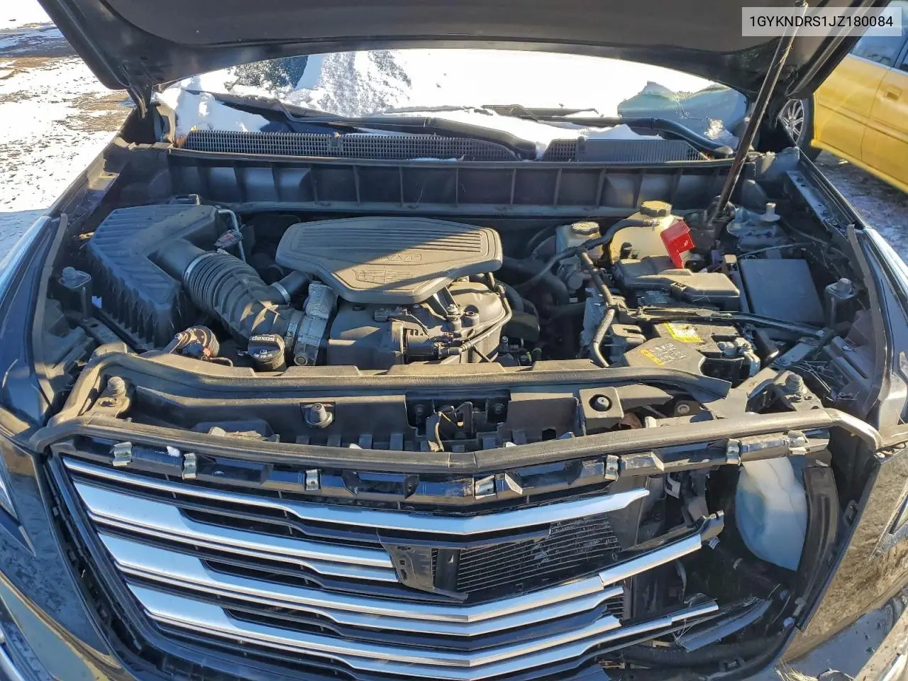1GYKNDRS1JZ180084 2018 Cadillac Xt5 Luxury