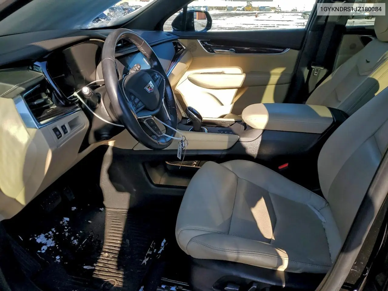 1GYKNDRS1JZ180084 2018 Cadillac Xt5 Luxury