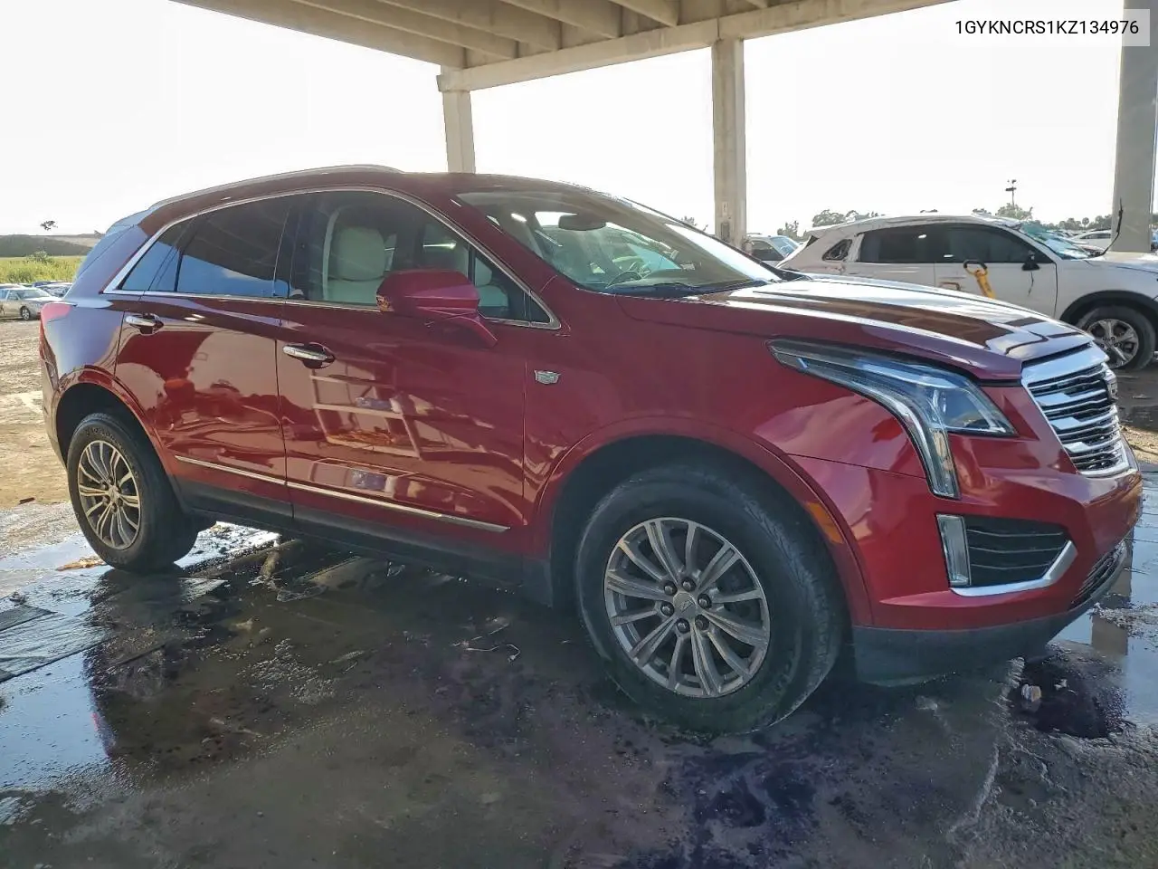 1GYKNCRS1KZ134976 2019 Cadillac Xt5 Luxury