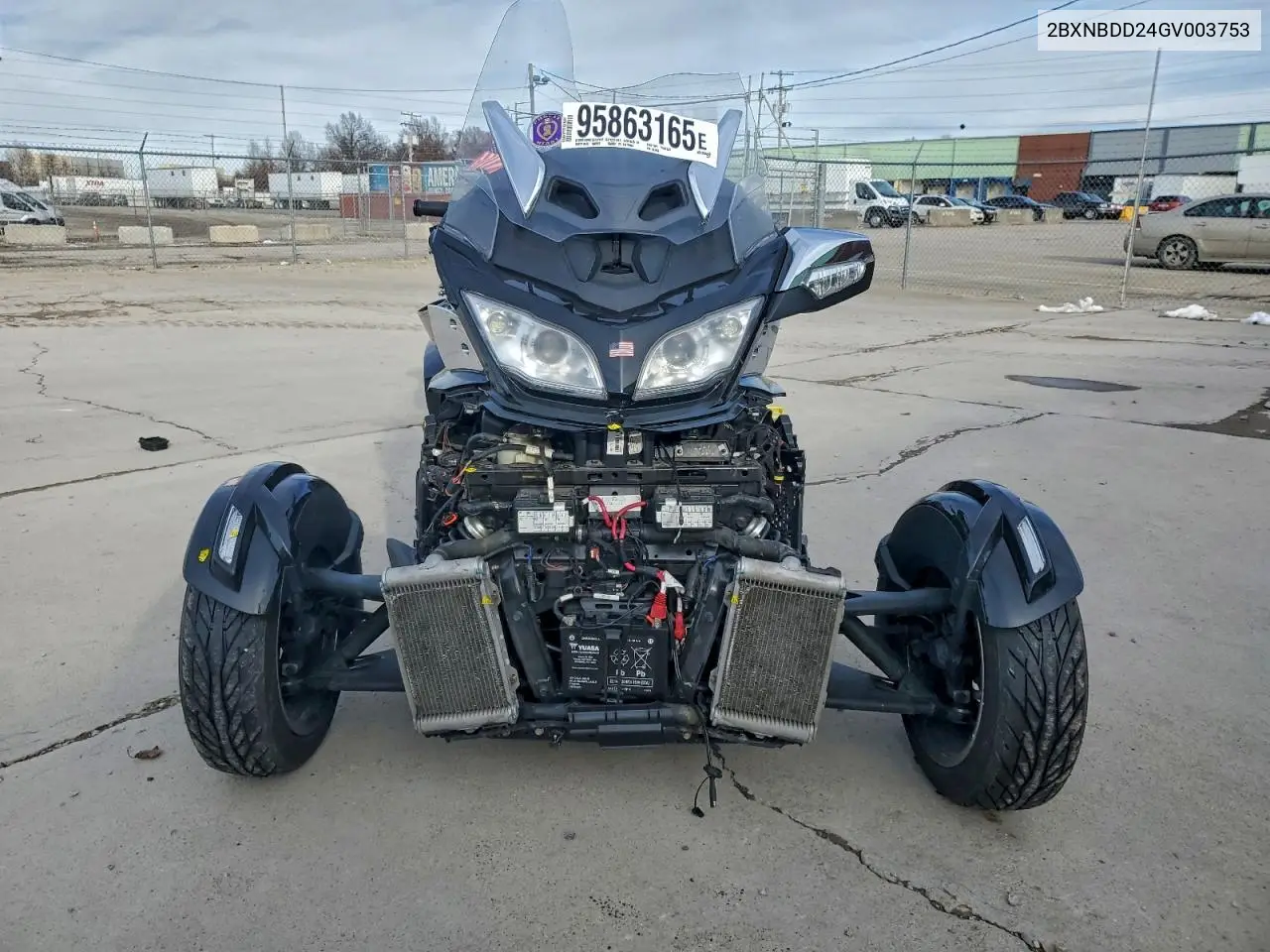 2BXNBDD24GV003753 2016 Cann Can Am Spyder