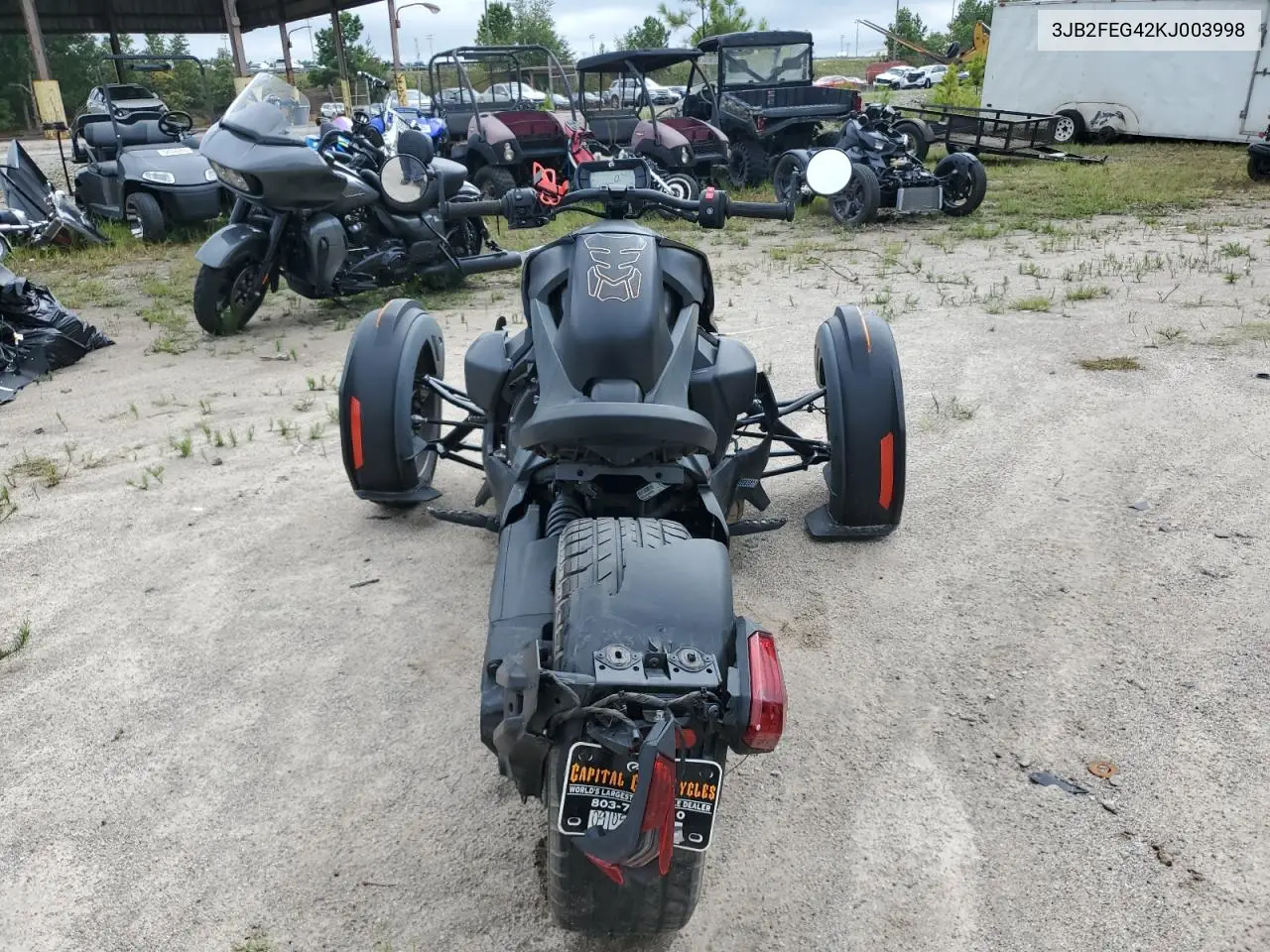3JB2FEG42KJ003998 2019 Can-Am Ryker