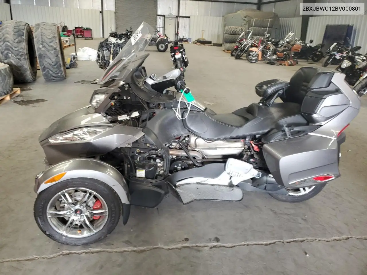 2BXJBWC12BV000801 2011 Can-Am Spyder Roadster Rts