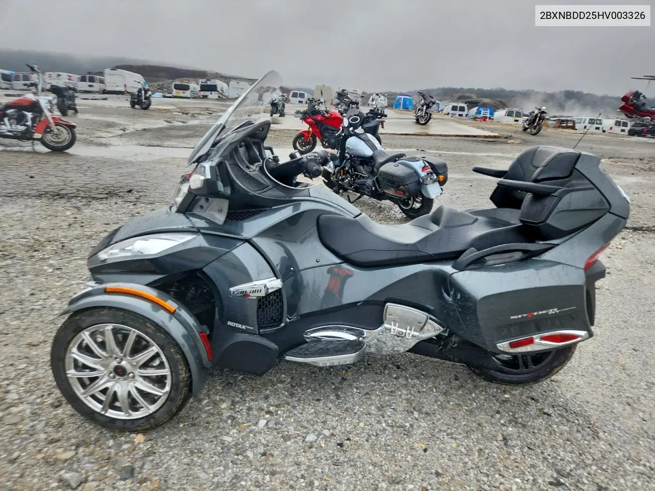 2BXNBDD25HV003326 2017 Can-Am Spyder Roadster Rt