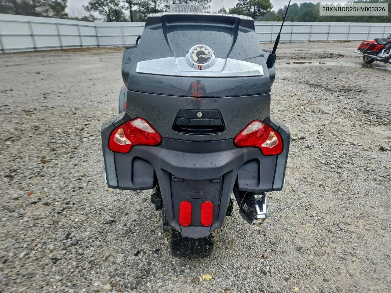 2BXNBDD25HV003326 2017 Can-Am Spyder Roadster Rt