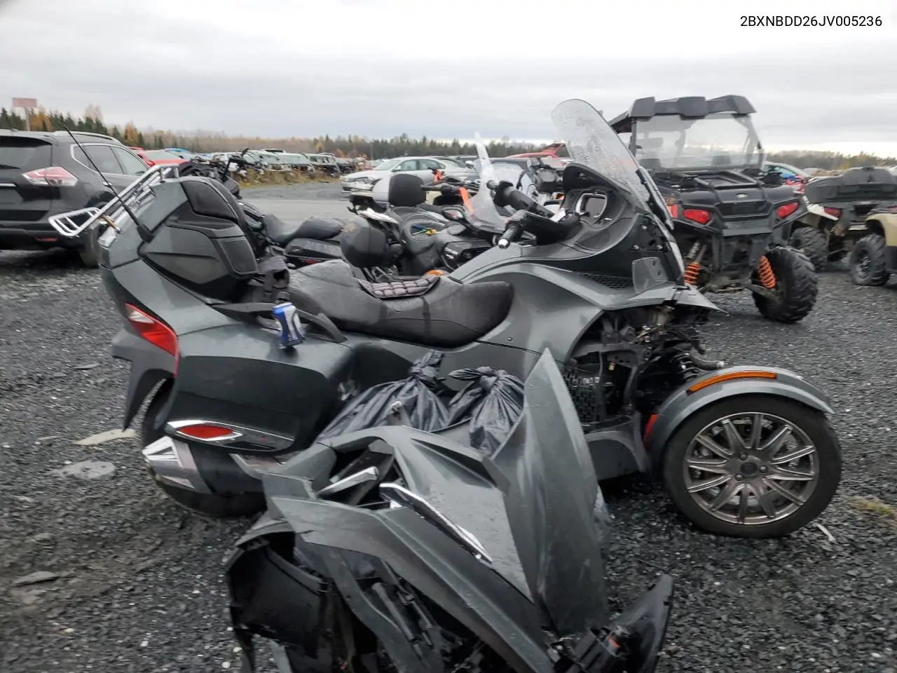 2BXNBDD26JV005236 2018 Can-Am Spyder Roadster Rt