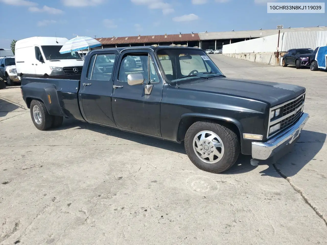 1GCHR33N8KJ119039 1989 Chevrolet R3500