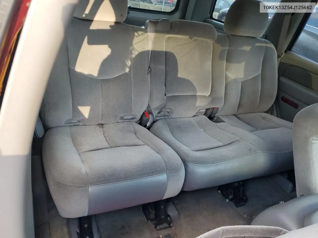 1GKEK13Z54J125662 2004 GMC Yukon