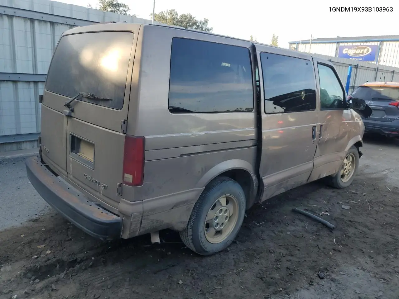 1GNDM19X93B103963 2003 Chevrolet Astro