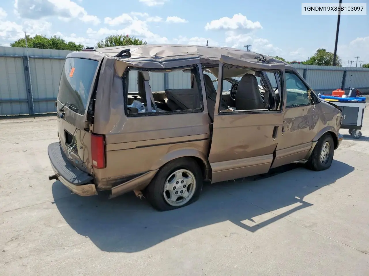1GNDM19X85B103097 2005 Chevrolet Astro