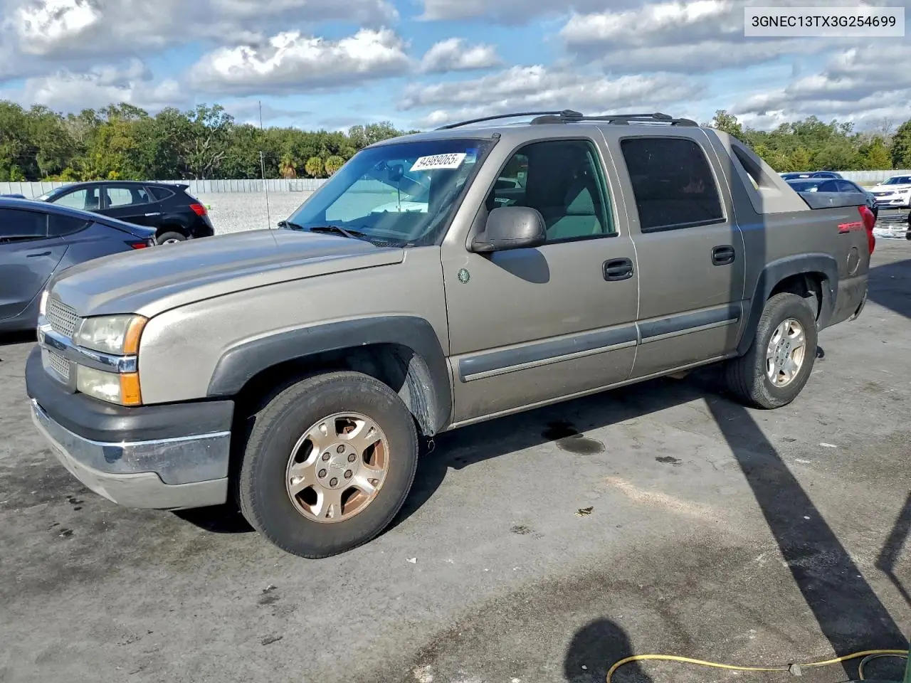 3GNEC13TX3G254699 2003 Chevrolet Avalanche C1500