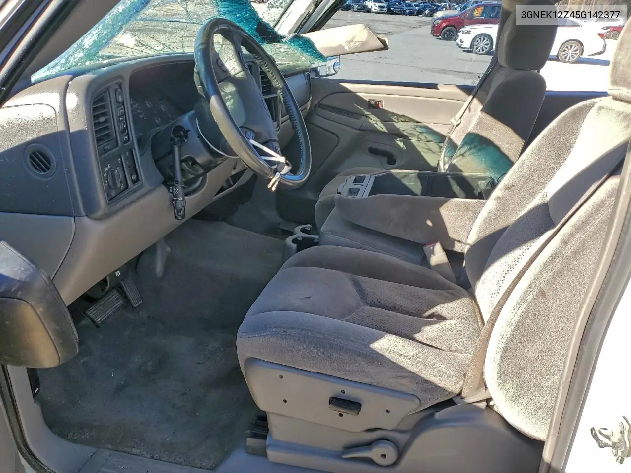 3GNEK12Z45G142377 2005 Chevrolet Avalanche K1500