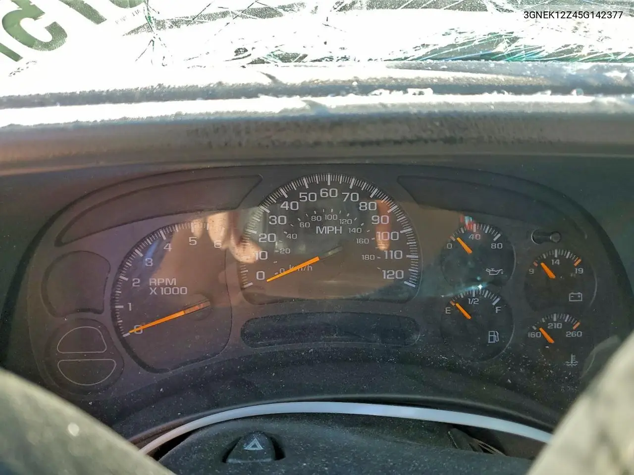 3GNEK12Z45G142377 2005 Chevrolet Avalanche K1500