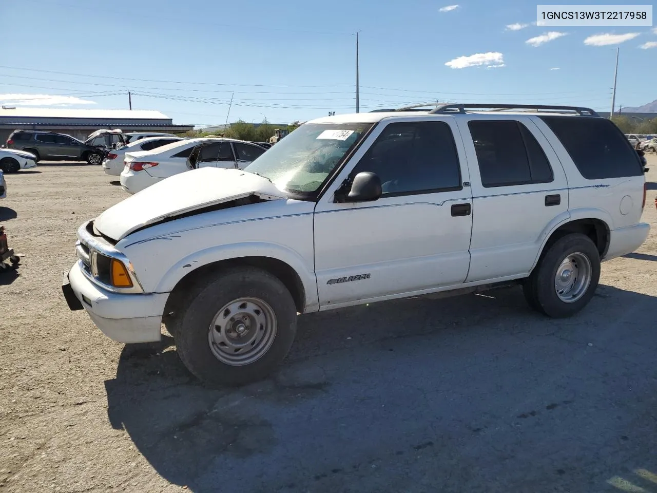 1996 Chevrolet Blazer VIN: 1GNCS13W3T2217958 Lot: 68581764